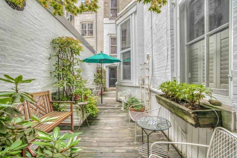 Mount Vernon Apartment Rear ボルティモア エクステリア 写真