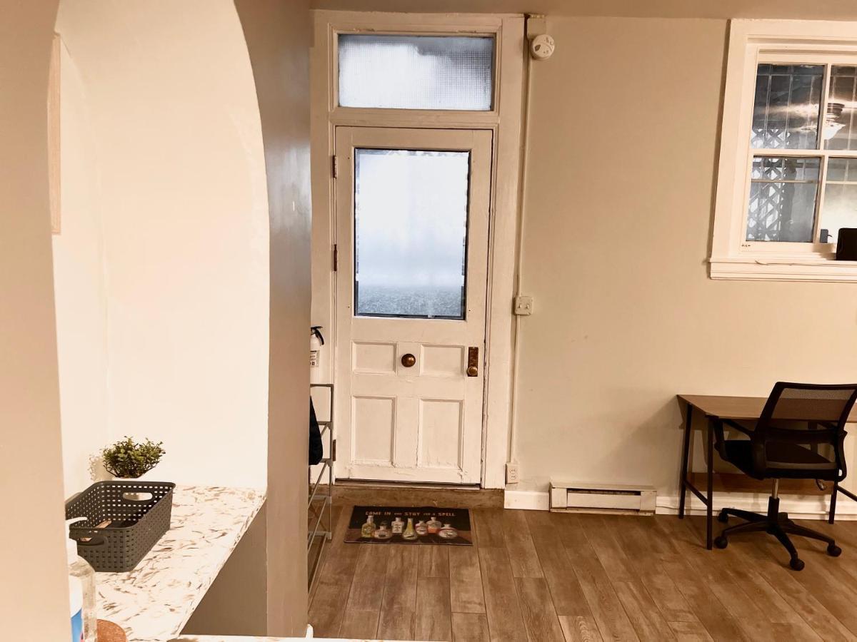 Mount Vernon Apartment Rear ボルティモア エクステリア 写真
